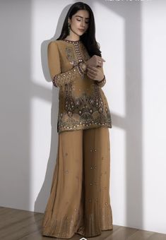 Shadi Outfits, Simple Kurta Designs, Casual Indian Fashion, Indian Dresses Traditional