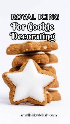 royal icing for cookie decorating is an easy way to decorate cookies with royal icing