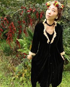 黒のベルベットガウンワンピースと重ね着してドレッシーに https://ift.tt/2LgUbvC    #fashion #dress  #vintage #vintagefashion #outfit... Black Long Sleeve Vintage Dress For Costume Party, Vintage Black Long Sleeve Dress, Vintage Long Sleeve Dress For Fall Costume Party, Fall Long Sleeve Vintage Dress For Costume Party, Black Long Sleeve Vintage Dress For Fall, Black Long Sleeve Vintage Costume Dress, Black Long Sleeve Vintage Dress For Costume, Vintage Dress For Fall Costume Party, Black Long Sleeve Vintage Dress