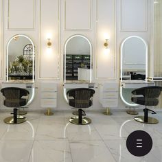 the salon is clean and ready to be used for hairdresser's work