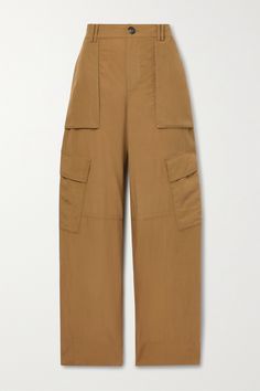 Vince's pants are modeled on '90s cargo styles. Made from tan TENCEL™ Lyocell, they have a high-rise waist and long wide legs with plenty of pockets that emphasize their utilitarian feel. Tapered Cargo Pants, Vince Clothing, Wide Legs, Natural Style, Bottoms Pants, Net A Porter, Cargo Pants, Women Collection, Womens Bottoms