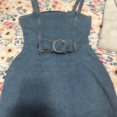 Brand New H&M Short Denim Dress With Denim Belt Included! Tags Still On But It Is Faded. Size Small. Never Worn! Short Denim Dress, Vestidos Jeans, Denim Belt, Short Denim, H&m Shorts, 15th Birthday, Birthday Wishlist, Hm Dress, H M Dresses