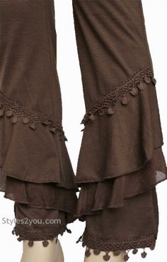 Miley Ladies Vintage Victorian Ruffle Pant Legging Coffee Pant 1700s Pants, Fitted Brown Bottoms With Ruffles, Fitted Brown Bohemian Bottoms, Brown Fitted Bohemian Bottoms, Fitted Bohemian Brown Bottoms, Brown Ruffled Bottoms For Spring, Fitted Bohemian Brown Pants, Chic Brown Ruffled Bottoms, Spring Brown Ruffled Bottoms