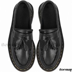 Sophisticated Moccasin Style Slip-On Shoes Moccasins Style, Casual Footwear, Shoe Sole, Designer Slippers, Moccasins Slippers, Leather Slip On Shoes, Leather Slippers, Black Leather Shoes, House Shoes