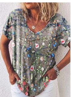 Product Title :Floral Loose Casual T-ShirtSize Guide (CM)  Tag size US Waist Length Shoulder Bust   S   64 50 106   M   65.5 51 110   L   67 52.6 116   XL   68.5 54.2... Denim Short Jumpsuit, Low Cut Blouses, Two Piece Set Pants, Two Piece Jumpsuit, Long Sleeve Short Dress, Summer Dress Outfits, Graphic Tops, Maxi Dress Green, Casual Tops For Women