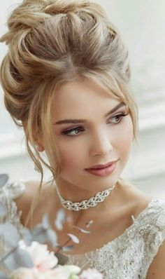 Blonde Beauty, Bride Hairstyles, Hair Dos, Beauty Face, Beautiful Eyes, Bridal Makeup, Wedding Makeup, Pretty Woman, Bridal Hair