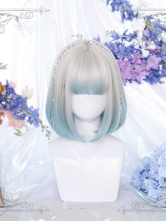 Length: 30 cm.  Price for the wig only, the silver chain accessory is not included. Wig Details:Heat-resistant Synthetic Fiber / Straight Straight Short Bob, Short Bob Styles, Bleached Tips, Date Hairstyles, Kawaii Wigs, Short Hair Wigs, Short Wigs, Synthetic Wig, Blue Ombre