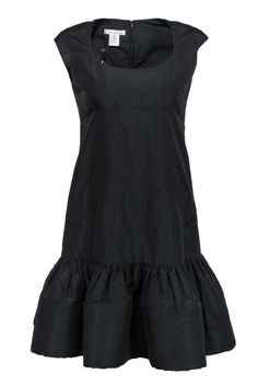 Current Boutique-Oscar de la Renta - Black Silk Taffeta Dress Sz 6 Elegant Taffeta Dress With Ruffles, Formal Knee-length Taffeta Dress, Formal Taffeta Ruffle Dresses, Formal Taffeta Dress With Ruffles, Chic A-line Taffeta Midi Dress, Sleeveless Ruched Taffeta Dress, Formal Fitted Taffeta Mini Dress, Chic Ruched Taffeta Dresses, Fitted Knee-length Taffeta Dress