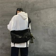 Lkblock Causal Men Nylon Shoulder Bag Vintage Japanese Style Teenager School Tote Bag Streetwear Men Travel Commuter Crossbody Bag Girly Backpacks, Large Shopper Bag, Tote Bags For School, School Tote, Shoulder Bag Vintage, Nylon Shoulder Bag, Simple Backpack, Pearl Bag, Streetwear Men