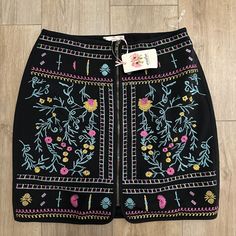 New With Tags. Purchased From Boutique. True To Size. Fitted Embroidered Black Mini Skirt, Fitted Multicolor Embroidered Skirt For Spring, Embroidered Black Mini Skirt For Spring, Fitted Multicolor Bottoms With Floral Embroidery, Embroidered Skirt, Womens Skirt, Boutique, Skirt, Tags