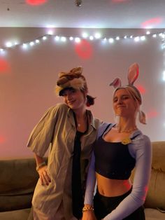 nick wild / judy hopp / best friend costume / zootopia / duo costume Best Friend Costumes, Friend Costumes, Duo Costumes, Zootopia, Dumb And Dumber, Best Friends, Fox