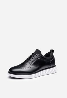 NOTE: Runs Large / Order Half-Size Smaller Color Contrast Detail & Vibrant Style Responsive Cushioning Smart-Casual Style Shock-Absorbent & Non-Slip Mens Dress Sneakers, Dress Sneakers, Smart Casual Style, Semi Casual, Vibrant Style, Lacing Sneakers, Color Contrast, Dress With Sneakers, Smart Casual