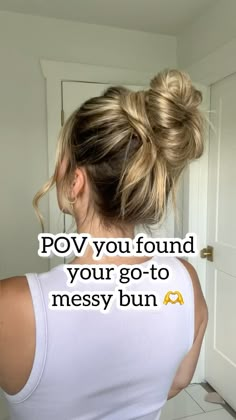 Lainey Ostrom | Want a big bun but you have fun hair? Here’s an easy hack for you! - - #messybuntutorial #lowbun #lowbunhairstyle #lowbuns #lowmessybun… | Instagram Buns For Layered Hair, Messy Bun Fine Hair, Messy Donut Bun, Quick Messy Bun Tutorial, Boho Messy Bun, Easy Messy Buns For Long Hair, Easy Messy Hairstyles, Quick Messy Bun, Boho Bun