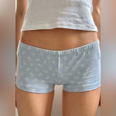 Soft Cotton Underwear With An Elastic Waistband And Teddy Bear Graphics Printed In White. All Intimates Are Final Sale. Fabrics: 96% Cotton, 4% Elastane Measurement: 6.5" (16.5 Cm) Rise, 25" (64 Cm) Waist (Stretches) Made In: Europe Fitted Short Sleepwear For Pajama Party, Summer Fitted Boxer Briefs For Loungewear, Fitted Cotton Pajama Shorts For Bedtime, Fitted Pajama Shorts For Bedtime, Summer Loungewear Boxer Briefs, Fitted White Pajama Shorts For Pajama Party, Fitted Cotton Short Sleepwear, Fitted Boxer Briefs For Summer Daywear, Fitted Cotton Sleepwear Of Short Length