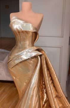 High Fashion Dresses Couture Glamour, Prom Dress Inspiration, Fashion Inspiration Design, Gala Dresses, Fabulous Dresses