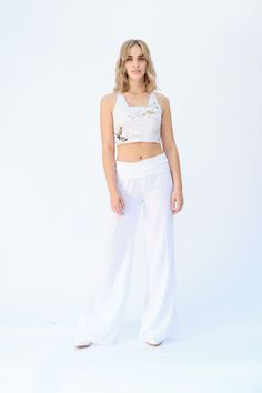 Our versatile Dakota Pant will be your new favorite go-to summer style! Featuring our ultra soft fold-over waistband that can be folded for a low rise, high waist or even over a baby bump! The vertical leg seam detail makes this pair of pants work as a dressed up dinner look. These are made with a raw hem and long enou Short Person, Baby Bump, Baby Bumps, Pair Of Pants, Small Waist, Work Pants, Linen Pants, Bump, Summer Style