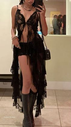 Dark Nymph Outfits, Dark Fairy Core Outfits, Ptv Concert, Red And Black Heels, Glitter Goth, Enhypen Concert, Hot Outfit Ideas, Street Mode, Being Brave