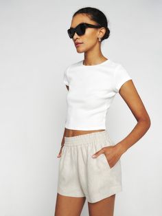 Mila Linen Short - Short | Reformation Oatmeal Linen Pants Outfit, Vietnam Fits, Linen Shorts Outfit, Backpacking Outfits, Europe 2023, Chill Style, Oversized Linen Shirt, France Outfits, Summer Outfits Aesthetic