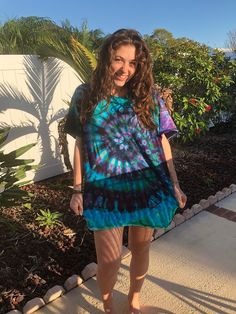 ♡ Message us at checkout what pattern you want - swirl/icedye Trippy Wear T-Shirts are perfect for any time of the year. Available in any of the colors shown or custom colors of your choice; just select custom color at checkout! ♡ Available in unisex sizes: S, M, L, XL, XXL, XXXL ♡ 100% Cotton Each shirt will be unique and different! Please be aware that each shirt is dyed with love and they will come out similar to the product photos.  ♡Trippy Wear♡ Summer Tie Dye Tops With Batik Print, Hand Dyed Short Sleeve Tops For Summer, Tie Dye Crew Neck Top For Beach, Tie-dye Crew Neck Tops For The Beach, Casual Tie Dye Tops With Batik Print, Tie Dye Crew Neck T-shirt For Festival, Hippie Tie-dye Crew Neck Top, Tie Dye Short Sleeve Top For Beach, Tie-dye Crew Neck T-shirt For Festivals