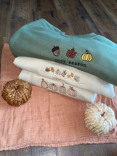 Cute fall embroidered sweatshirt!  Sweatshirt can be tan or green!  Perfect for the fall season!!  Unisex sizing. True to size. Cozy Crew Sweatshirt For Fall, Cozy Crew Neck Sweatshirt For Fall, Embroidered Crew Neck Sweater For Fall, Fall Crew Sweatshirt With Custom Embroidery, Embroidered Green Sweatshirt For Fall, Fall Sweatshirt With Embroidered Graphics, Fall Crew Neck Sweater With Custom Embroidery, Casual Fall Sweater With Custom Embroidery, White Sweater With Custom Embroidery For Fall