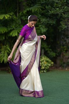 Sarees Indian Classy, Three Fourth Sleeve Blouse Designs, Saree And Blouse Color Combinations, Soft Silk Sarees Latest With Price, Celebrity Blouse Designs, Best Sarees Collection, Tissue Organza Saree, Purple Silk Saree, Saree Combination