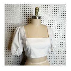 Brand: O.P.T. One Pretty Time Style: Square Neck Puff Sleeve Crop Top Blouse W/ Shirred Smocked Back Size: Medium Condition: New With Tags Details: Peasant Type Blouse. Has Cottage Core Core Vibes. Fabric Is A Poly, Cotton, Flax, Viscose Blend Feel A Bit Like Linen. Balloon Sleeves. Compare These Approximate Flat Lay Measurements To A Similar Item In Your Wardrobe To Ensure Best Fit: Length, Measured Shoulder To Hem: 14.5” Chest, Measured Armpit To Armpit: 17.5” Square Neck Blouse Designs, Balloon Blouse, Square Neck Puff Sleeve Top, Balloon Sleeves Blouse, Fashion Thoughts, Square Neck Blouse, Core Core, Saree Poses, Colorful Crop Tops