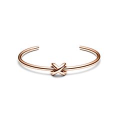 minimalist women's cuff bracelet with a knot adornment. made to pair with mvmt women's watches and jewelry. our women's jewelry pieces are available in gold, rose gold and silver. Bluelight Glasses, Classic Jewelry Pieces, Womens Cuff Bracelets, Bracelet Knots, Cuff Jewelry, Women's Watches, Classic Jewelry, Lariat Necklace, Cuff Bangles