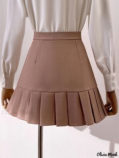 Olivia Mark - Academic High-Waisted Pleated Mini Skirt with Retro Charm Pink M, Pleated Mini Skirt, Types Of Skirts, Terry Cloth, Types Of Fashion Styles, Dusty Pink, Pleated Skirt, Mini Skirt, Mini Skirts