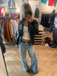 La Aesthetic Outfits, Off Duty Model Aesthetic, Pinterest Aesthetic, No Face, Stockholm Fashion, Fall Fits, Low Rise Jeans, College Outfits, Fashion Killa