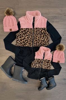 Mom & Me - Sherpa Vest Blush/Cheetah- RESTOCKED! – Sparkle In Pink Mom Daughter Outfits, Mommy Daughter Outfits, Mom And Daughter Matching, Sparkle In Pink, Sherpa Vest, Mommy Daughter, Color Block Design, Mommy And Me Outfits, Mom Kid