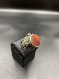 Beautiful Vintage Handmade Silver Ring With Natural Carnelian Agate Ring Size : 8.5 US Amber Carnelian Ring With Cabochon, Vintage Carnelian Signet Ring, Traditional Oval Carnelian Rings, Vintage Carnelian Gemstone Rings, Amber Agate Cabochon Ring, Antique Carnelian Ring As Gift, Antique Carnelian Ring As A Gift, Antique Carnelian Cabochon Rings, Antique Carnelian Rings For Gifts