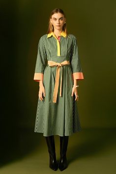 ENGLISH FACTORY - Colorblock Detail Shirt Dress - DRESSES available at Objectrare Pretty Work Dresses, Wardrobe Stand, Knitwear Trends, Fashionable Dress, Summer Style Guide, English Factory, Casual Party Dresses, Knit Outerwear, Leather Denim