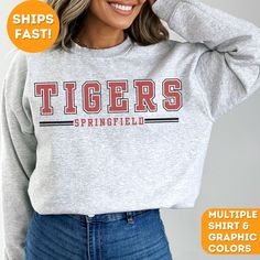 Stay cozy and show your team pride with our Custom Team Mascot Sweatshirt! Perfect for game days, casual outings, or lounging at home Crafted from high-quality, ultra-soft fabric, this sweatshirt offers unbeatable comfort and warmth. It's customizable with your choice of colors and team/city name, making it a unique and personal piece of fan gear. Whether you're cheering from the stands or representing your team around town, this versatile sweatshirt is a stylish way to display your loyalty. It' Volleyball Crewneck Sweatshirt, High School Mascot Shirt Ideas, High School Shirt Designs, Volleyball Tshirt Designs, Fccla Ideas, Wrestling Banquet, Cricut Clothing, Spirit Wear Designs, School Team Shirts