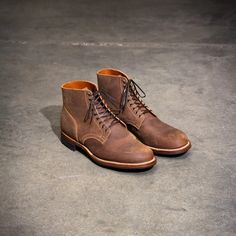 Service Boot® 1035 - Anise Waxy Commander – VIBERG Viberg Boots, The Vamps, Classic Collection, Timeless Design, Perfect Fit, Pure Products, Boots, Leather, Design