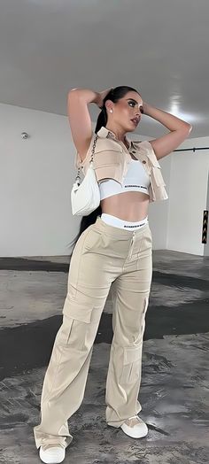 Looks Jeans, Girly Girl Outfits, Everyday Casual Outfits, Fasion Outfits, Effortlessly Chic Outfits, Classy Work Outfits, Classy Casual Outfits, Trendy Fashion Outfits