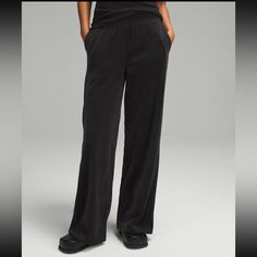 Nwt Lululemon Scuba Mid-Rise Wide-Leg Pant, Velvet Cord, Black, Size 14 Lululemon Scuba, Card Sleeve, Womens Capris, Corduroy Fabric, Short Coat Jackets, Womens Sweatpants, Pantalon Large, Business Casual Outfits, Hoodie Top