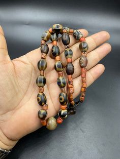 Old ancient dzi agate with natural old ancient coral beaded necklace Coral Beads Necklace, Natural Coral, Banded Agate, Coral Beads, Beaded Necklaces, Agate Beads, Lapis Lazuli, Round Beads, Antique Gold