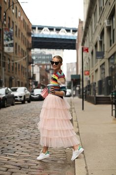 Pink Tulle Skirt Outfit Winter, Womens Pink Outfits, Tulle Skirt And Sneakers, Skirt With Sneakers Winter, Tulle Skirt Fall Outfit, Tulle Skirt With Sneakers, Maxi Tulle Skirt Outfit, Tulle Maxi Skirt Outfit, Tule Skirt Outfit