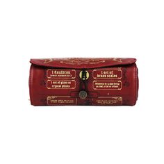 Add a little magic to your makeup routine while keeping your beauty essentials organized with this officially licensed Harry Potter cosmetic bag. The roll-top makeup bag has been custom designed to resemble Harry's iconic Marauder's Map. Measuring 8.25" L x 2.75" W x 2.75" H, the makeup bag is big enough to hold all your must-have accessories. The bag is equipped with an etched metal button to keep your items secure while rolled, while the brush pockets offer a safe space for all your brushes. K Harry Potter Luggage, Friend Presents, Harry Potter Makeup, Harry Potter Bag, Harry Potter Marauders Map, Harry Potter Items, Harry Potter Merchandise, Top Makeup, Marauders Map