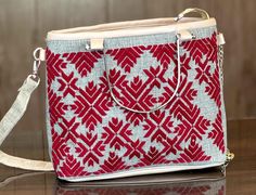 Handmade Swati embroidery handbag from Pakistan. Swati Embroidery, Traditional Clothing, Embroidery Art, Traditional Outfits, Fiber Art, Pakistan, United Kingdom, Art Collection, Bathing Beauties