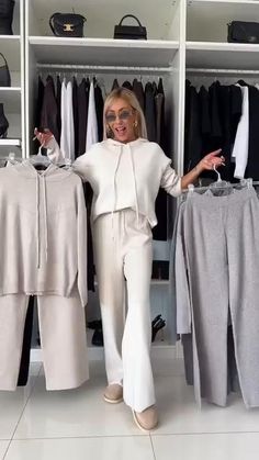 Elegant Winter Loungewear Sets, Elegant Fall Loungewear Sets, Chic Winter Loungewear Sets, Chic Two-piece Set With Long Sleeves, Chic Two-piece Long Sleeve Set, Stretch Sets For Winter Workwear, Elegant Stretch Sets For Winter, Stretch Winter Workwear Sets, Winter Workwear Stretch Sets