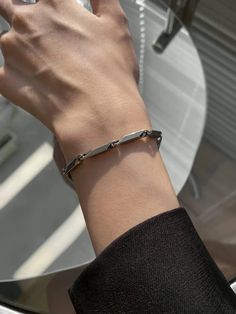 Free Returns ✓ Free Shipping✓. Fashionable and Popular Men Geometric Decor Bracelet Stainless Steel for Jewelry Gift and for a Stylish Look- Men Chain Bracelets at SHEIN. Stylish Bracelets For Men, Men’s Silver Bracelet, Masculine Accessories, Male Bracelets, Guy Jewelry, Male Accessories, Streetwear Fashion Men, Male Jewelry, Dope Jewelry Accessories