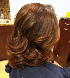 Brown Wavy Bob, Hair Color Black Women, Highlight Brown, Hair Color Black, Wavy Bob, Relaxed Hair, Hair Life, Hair Painting