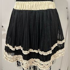 Kawaii Layered Lace Sheer Black Beige Trim Mini Skirt Nwt O/S O/S But I Would Days S/M Turquoise Skirt, Beige Trim, Pink Floral Skirt, Mini Pleated Skirt, Green Mini Skirt, Skirt With Buttons, Leopard Skirt, Vintage Preppy, Scotland Uk