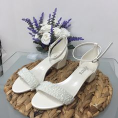 4 cm , 5cm , 6cm ,7cm ,8cm 9cm and 10cm heel length options Ivory or white color options These shoes will look great on you along with your wedding dress at your wedding. Everyone's eyes will be on you. Crystal Embellished Block Heel Wedding Shoes, Elegant Embellished Wedding Block Heels, Embellished Open Toe Block Heels For Wedding, White Embellished Heels For Wedding Reception, Wedding Block Heels With Low Heel And Heel Strap, White Low Heel Wedding Shoes For Reception, White Low Heel Wedding Shoes With Rhinestones, Elegant Silver Block Heels For Wedding, Crystal-embellished Open Toe Heels For Wedding Reception