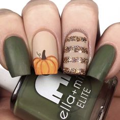 Pumpkin Nail Art, Nagellack Trends, Pumpkin Nails, Fall Nail Art Designs, Fall Acrylic Nails, Halloween Nail Designs