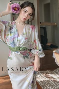 Lasaky - Elegant Floral Print Long Sleeve V-Neck Maxi Dress with Waist Tie, Ideal for Vacation and Resort Wear Acetate Fabric, Long Sleeve Collared Dress, Langer Rock, Tie Waist Dress, Long Sleeve Print Dress, Elegant Dresses Long, Dress Robes, Japan Fashion, Midi Dress Bodycon