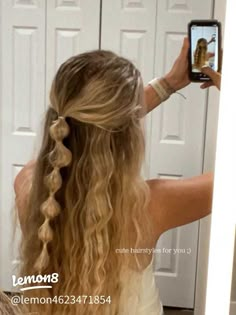 cute hairstyles for you ;) | Gallery posted by kinleylemon8 | Lemon8 Preppy Hairstyles, Beachy Hair, Hairstyles 2024, Vlasové Trendy, Hairdos For Curly Hair, Peinados Fáciles Para Cabello Corto, Hair Stylies, Hairdo For Long Hair, Hair Stylist Life