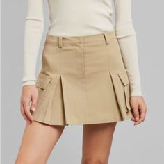 This Skirt Is Brand New With Tags. Chic Fitted Mini Cargo Skirt, Fitted Mini Cargo Skirt With Lining, Trendy Fitted Pleated Skirt With Pockets, Chic High Waist Cargo Skirt For Fall, Trendy Fitted Cargo Skirt For Work, Chic Fitted Cargo Skirt For Fall, Fitted Lined Mini Cargo Skirt, Chic Short Cargo Skirt For Work, Chic Fitted Short Cargo Skirt