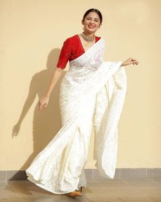 #eBay #eBayStore #GEORGETTE #Women #eBaySeller #SareeBlouse #White #India #Saree#AttractiveSaree #Bollywood #Designer #Bridal #Wedding #Tradictional #ETHNIC #Weddingsaree #Function #Bridalsaree https://www.ebay.com/str/bridalgallery007 Orang India, Saree Wearing, Saree Wearing Styles, Blouse Back Neck Designs, Modern Saree, Gaun Fashion, Party Sarees, Indian Saree Blouses Designs, Simple Sarees